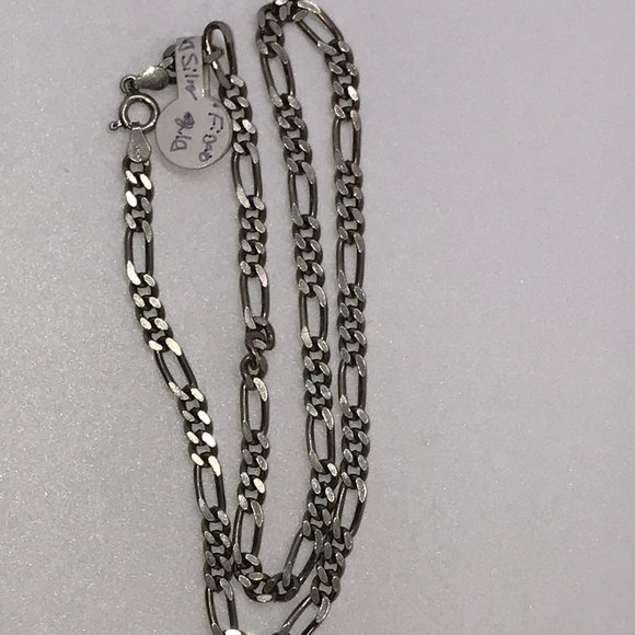 18" Sterling Silver Figaro Chain Necklace - Picture 3 of 5